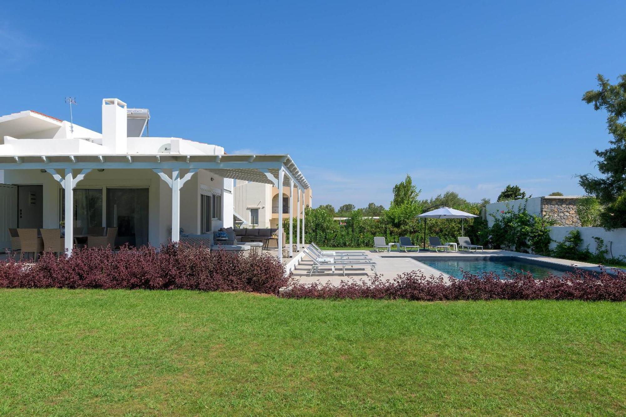 Casa Bianca Villa Kolymbia Exterior photo